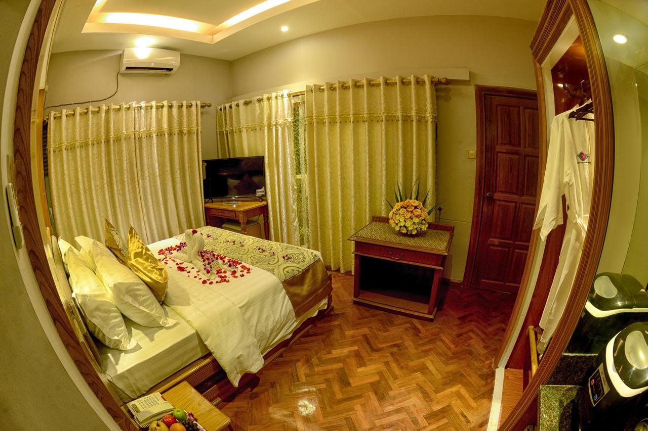 Shwe Taung Tan Hotel - Lake View Монива Екстериор снимка